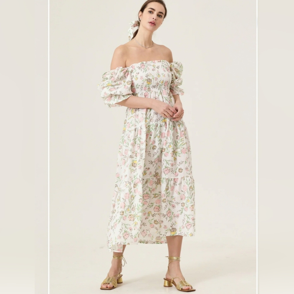 Off-Shoulder Floral Maxi Dress in White and Pink
